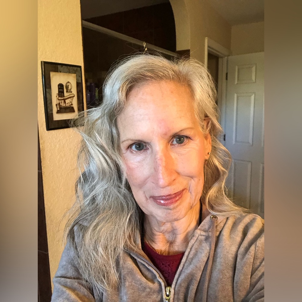 Meet your Posher, Lynne